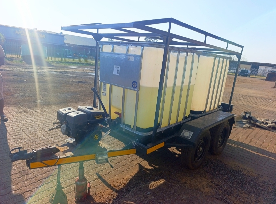 Mobile truck wash